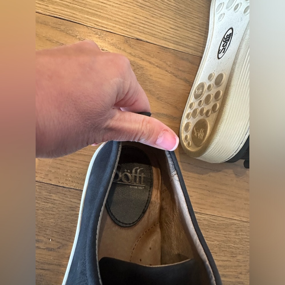Sofft slip on shoes - Picture 2 of 4
